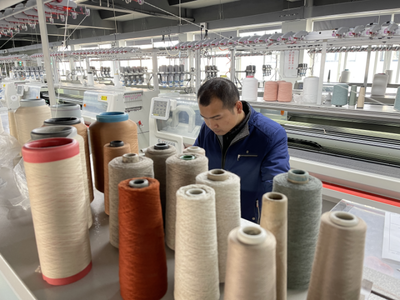 身邊的數(shù)字化 可視化生產(chǎn)與互聯(lián)網(wǎng)銷售，如何重塑桐鄉(xiāng)濮院毛衫產(chǎn)業(yè)